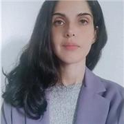 Profesora de Diseño de Moda especializada en comunicación
